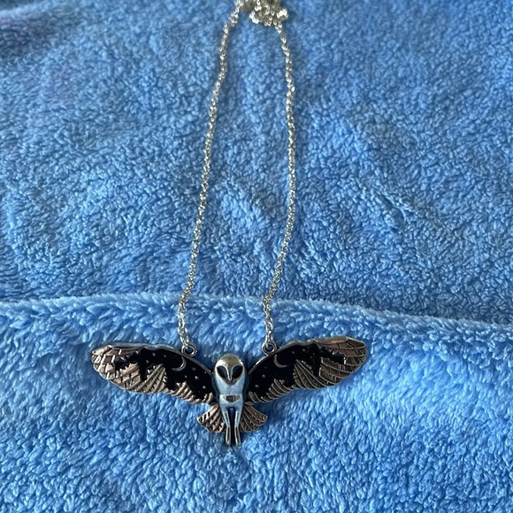 🌟Host Pick🌟 Owl in Flight Necklace - Picture 3 of 5